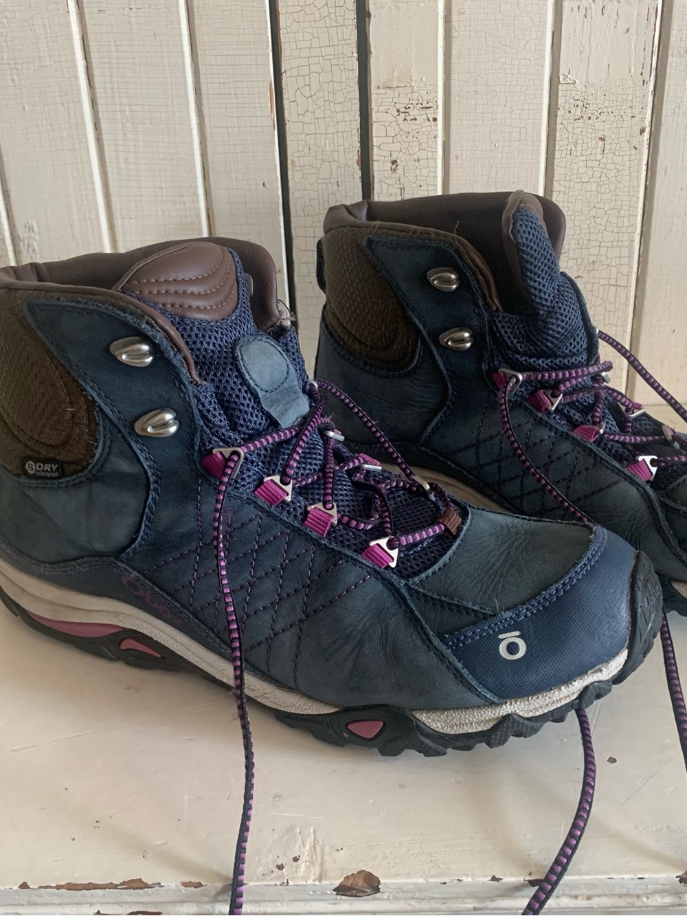 Oboz Dry Waterproof Navy & Purple Lace-Up Women's Hiking Boots Size 9.5 Size 41